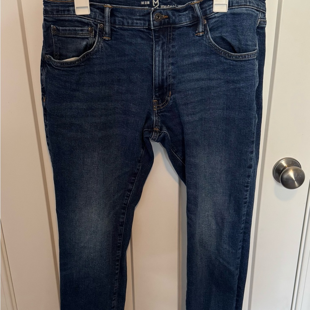 Slim Fit Blue Jeans with Faded Detailing 34x29